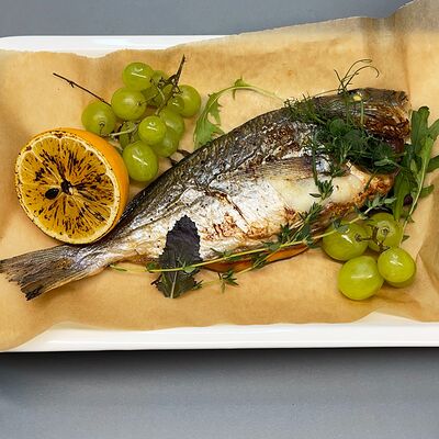 Дорадо на гриле в Багс Банни от кафеМафия по цене 924