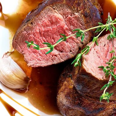 Стейк из говядины Шатобрианв Рандеву по цене 2100 ₽