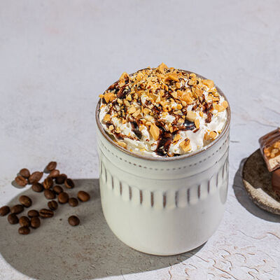 Кофе Сникерс в Чайка по цене 360 ₽