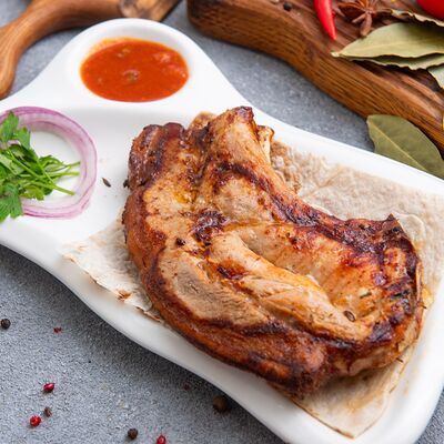 Шашлык из свинины на ребрев Звёздная ночь по цене 715 ₽