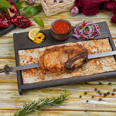 Свиная корейка на углях в Геленджик по цене 670 ₽