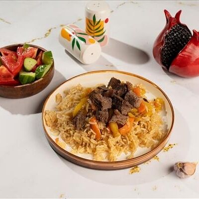 Узбекский плов в TAVO ROTTO по цене 420 ₽