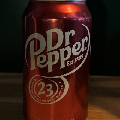 Напиток Dr. Pepper в Раки-кусаки по цене 290 ₽