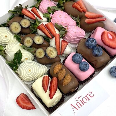 Набор Клубника и бананы в шоколаде №1 в Con Amore по цене 3990 ₽