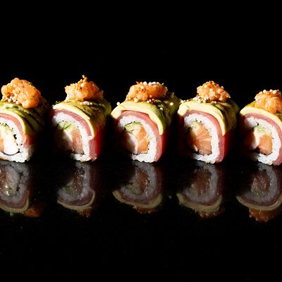 Ролл Магуро в МОМО по цене 1960 ₽