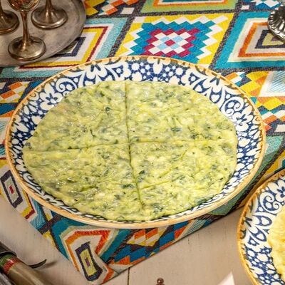 Хычин Балкарский с сыром и зеленью в ЁRZOON по цене 470 ₽