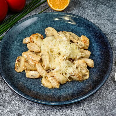 Фрикасе с грибами в КАФЕ ВЕСНА по цене 745 ₽