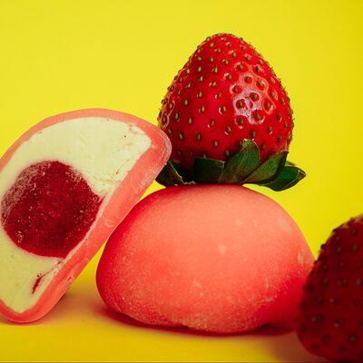 Моти Клубника со сливками в ARTMACARON по цене 400 ₽
