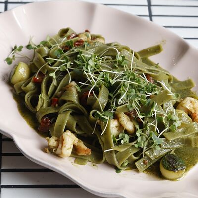 Тальятелле с креветками и цукини в Finch по цене 820 ₽