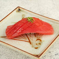 Тунец в Suki Sushi