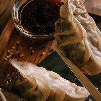 Традиционные гёдза со свининой в More More