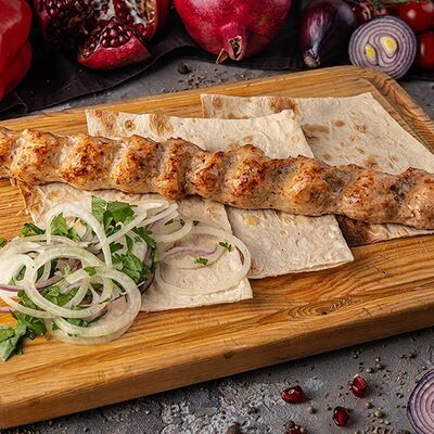 Люля-кебаб куриный в Дворец свадеб по цене 430 ₽