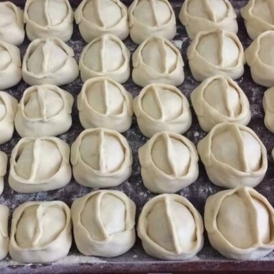 Манты Фирменные (без зелени) в Зелёный чебурек по цене 1099 ₽