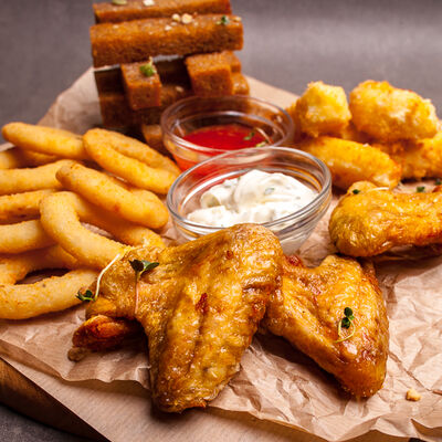 Пивная тарелка в Марк Твен по цене 470 ₽