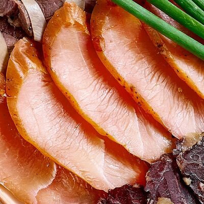 Куриная грудка сырокопченая в Урюк по цене 450 ₽