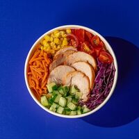 Поке с индейкойв Yeti