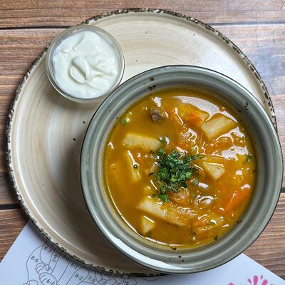 Щи со сметаной в BierBurg по цене 249 ₽