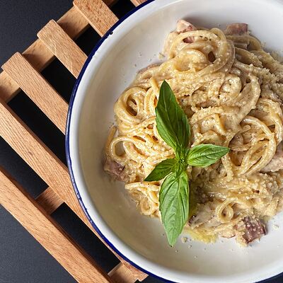 Спагетти Карбонара в Бекки бар по цене 470 ₽