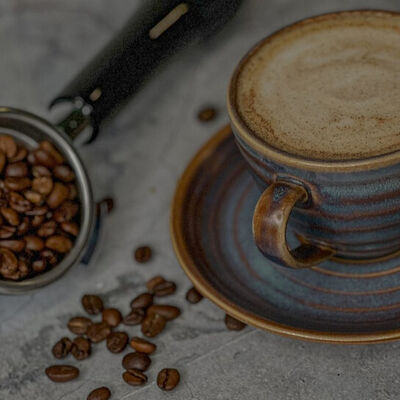 Флет Уайт в I Want Coffee & Food по цене 310 ₽