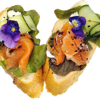 Брускетта с семгой в Лавр по цене 209 ₽