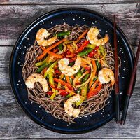 Соба с креветками в Робинfood