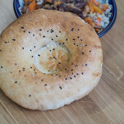 Лепёшка в ТРИ КАЗАНА плов манты шурпа по цене 85 ₽