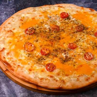 4 сыра в Контейнер по цене 750 ₽