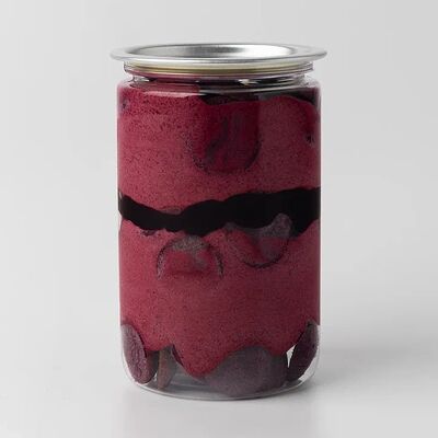 Черная смородина в Прага по цене 360 ₽