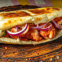 Мцвади из курицы в Хачапури