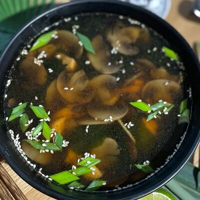 Мисо-суп с Лососем в Wok Street по цене 499 ₽