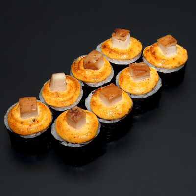 Запеченный ролл с курицей (острый) в Total Sushi по цене 470 ₽