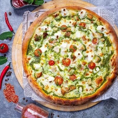 Пицца Сливочная с песто в Donna Maria PREMIUM по цене 890 ₽