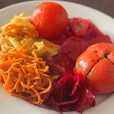 Ассорти солений в Собрание по цене 350 ₽