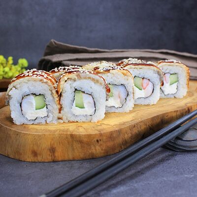 Ролл Унаги эби в 7Sushi по цене 729 ₽