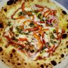 Неаполитанская пицца Курица с соусом песто в Pizza25 по цене 395