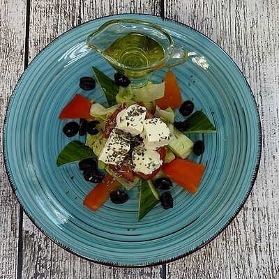 Салат Греческий в Луна Рыба по цене 365 ₽