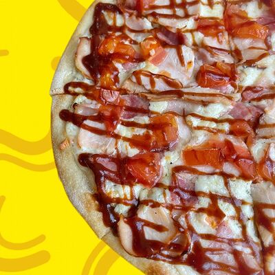 Пицца Нежная маленькая в banana pizza по цене 372 ₽