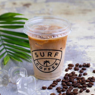 Холодный кофе Айс-Латте в Surf Coffee X Family по цене 280 ₽