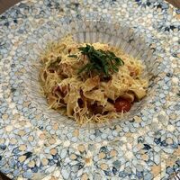 Фетучини с креветками и помидорамив LaВеранда