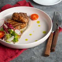 Медальоны из говядины с трюфельно-грибным соусом в Сок Баланс