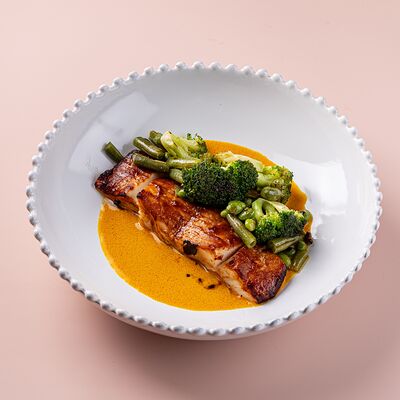 Палтус в мисо пасте в Avgust13 по цене 1600 ₽