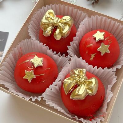 Пирожное Картошка с новым годом 4 шт. в Кондитерская Конфетка Питер по цене 1000 ₽