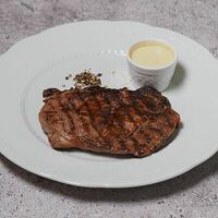 Стейк Рибай в Manneken Pis