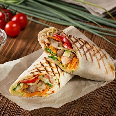 Шаурма из курицы в Fresh Gastrobar по цене 245 ₽