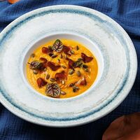 Суп тыквенный с вяленой уткой в Альбатрос