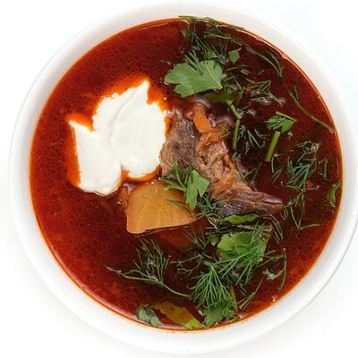 Борщ со сметаной и говядиной в Три жены по цене 145