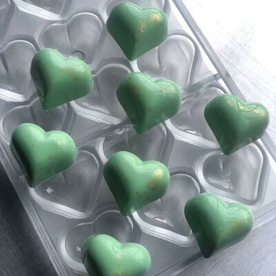 Конфета фисташка в Блеск по цене 60