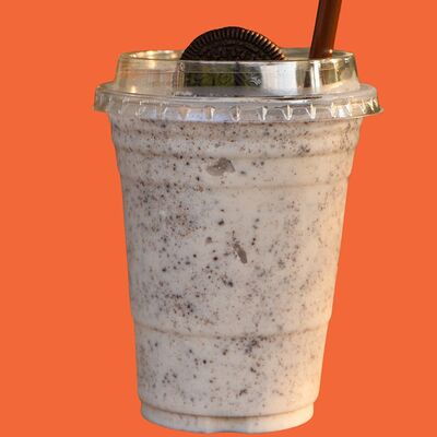 Молочный коктейль Орео и банан в Мясо и булки по цене 440 ₽