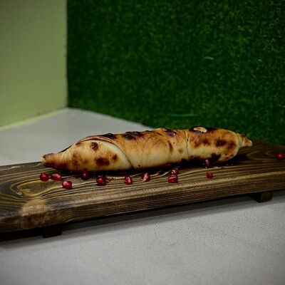 Хачапури на мангале в Хинкальная Едим вкусно по цене 490 ₽