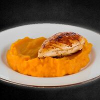 Нежная куриная грудка с тыквенным пюре в Пери Шашлыки